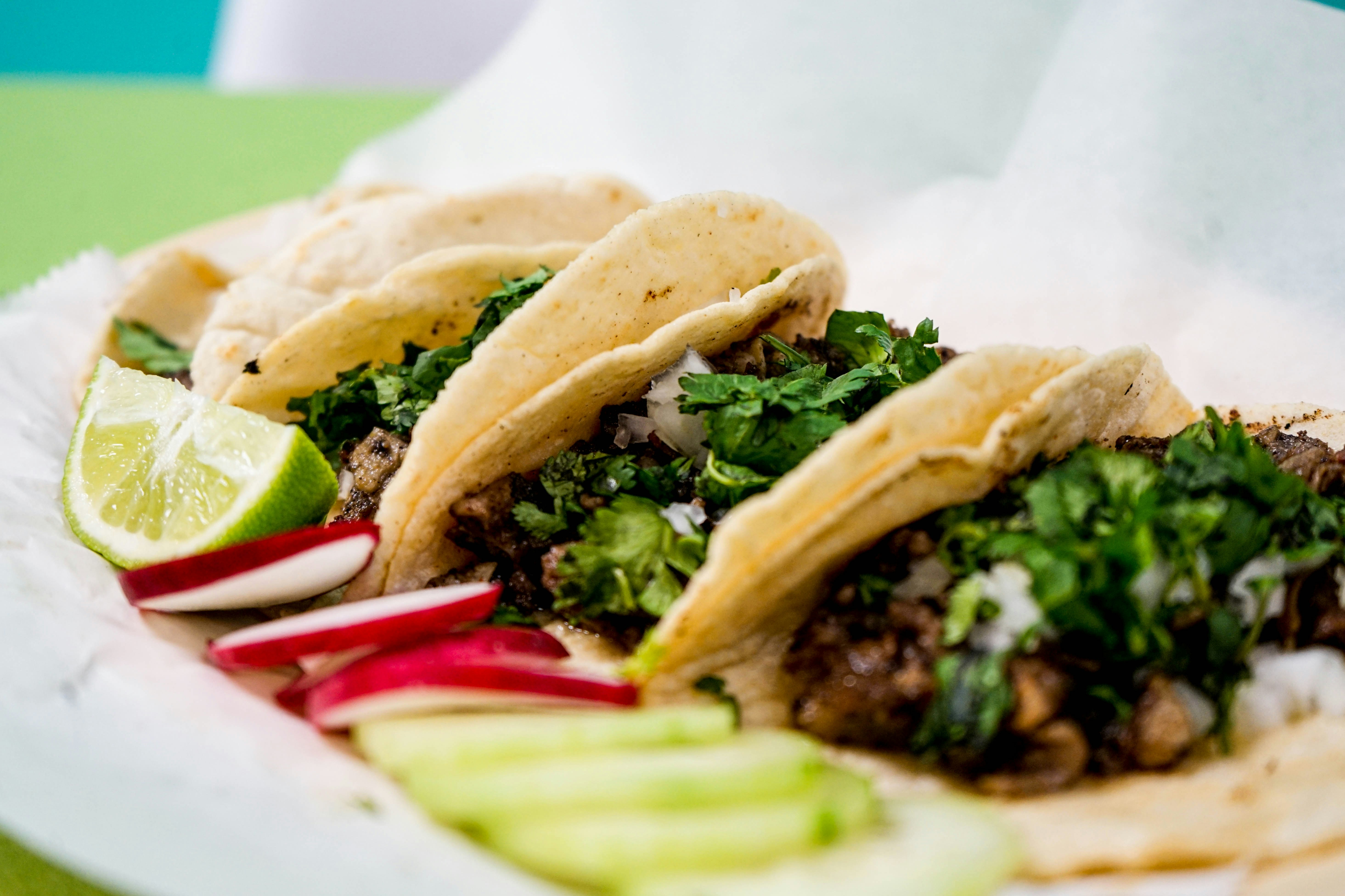 Tender Grilled Carne Asada Tacos with Fresh Lime