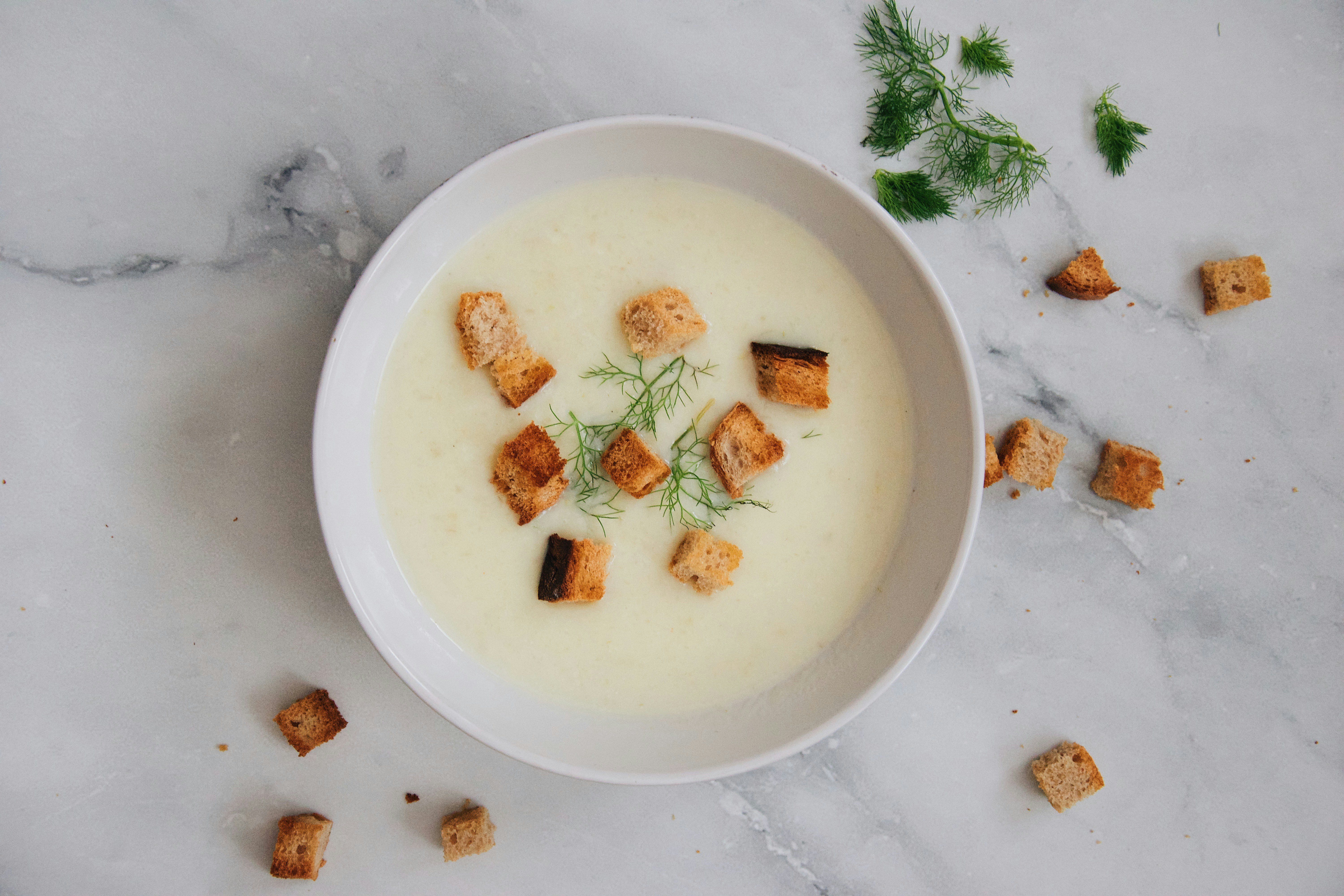 Savory Roasted Fennel Soup with Crunchy Croutons