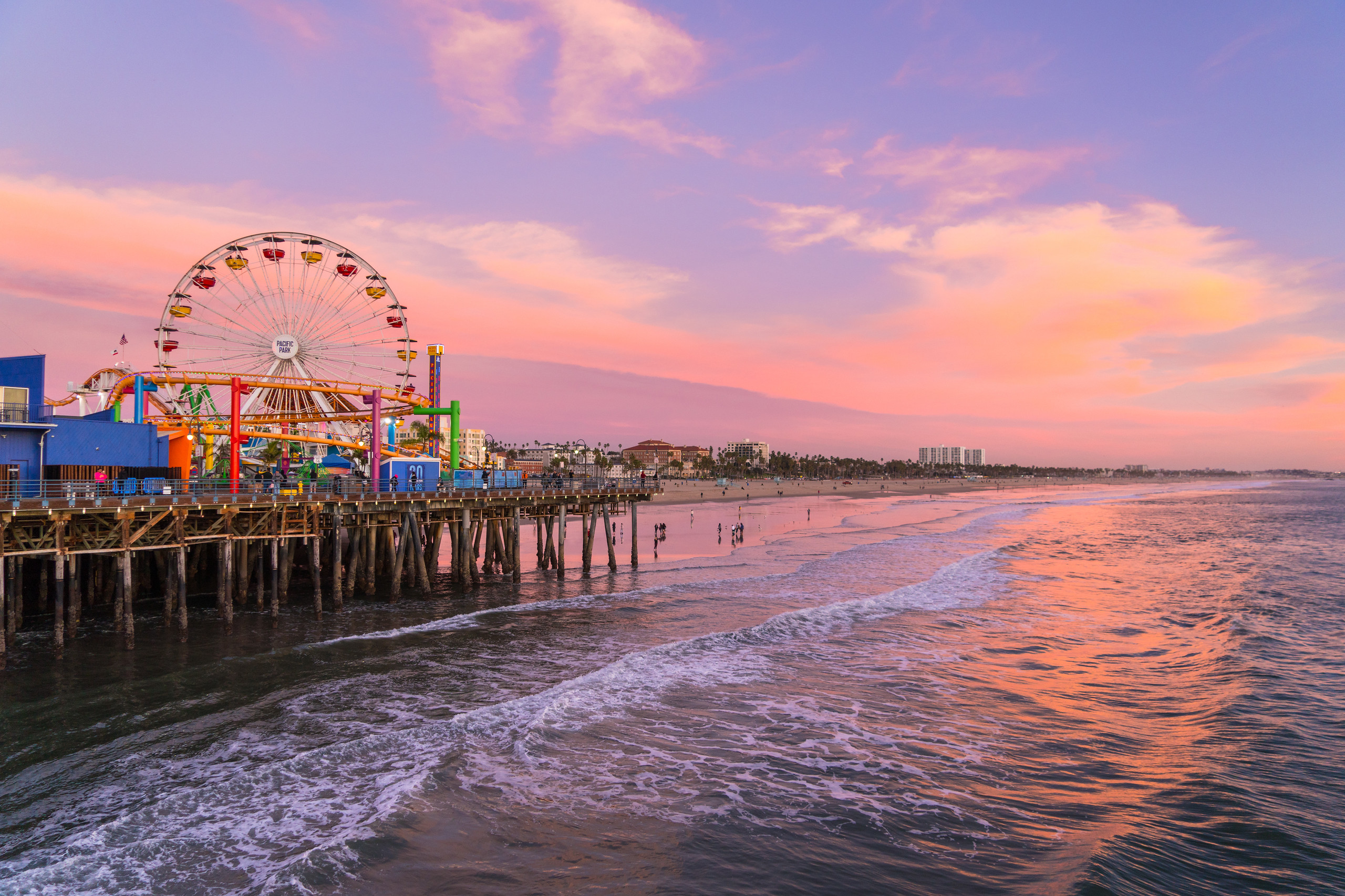 Exploring Santa Monica's Best Coffee Shops: Where to Sip, Relax, and Recharge by the Beach