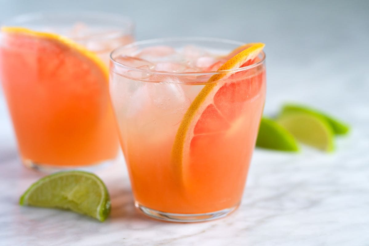 Effervescent Grapefruit Citrus Mocktail with Mint